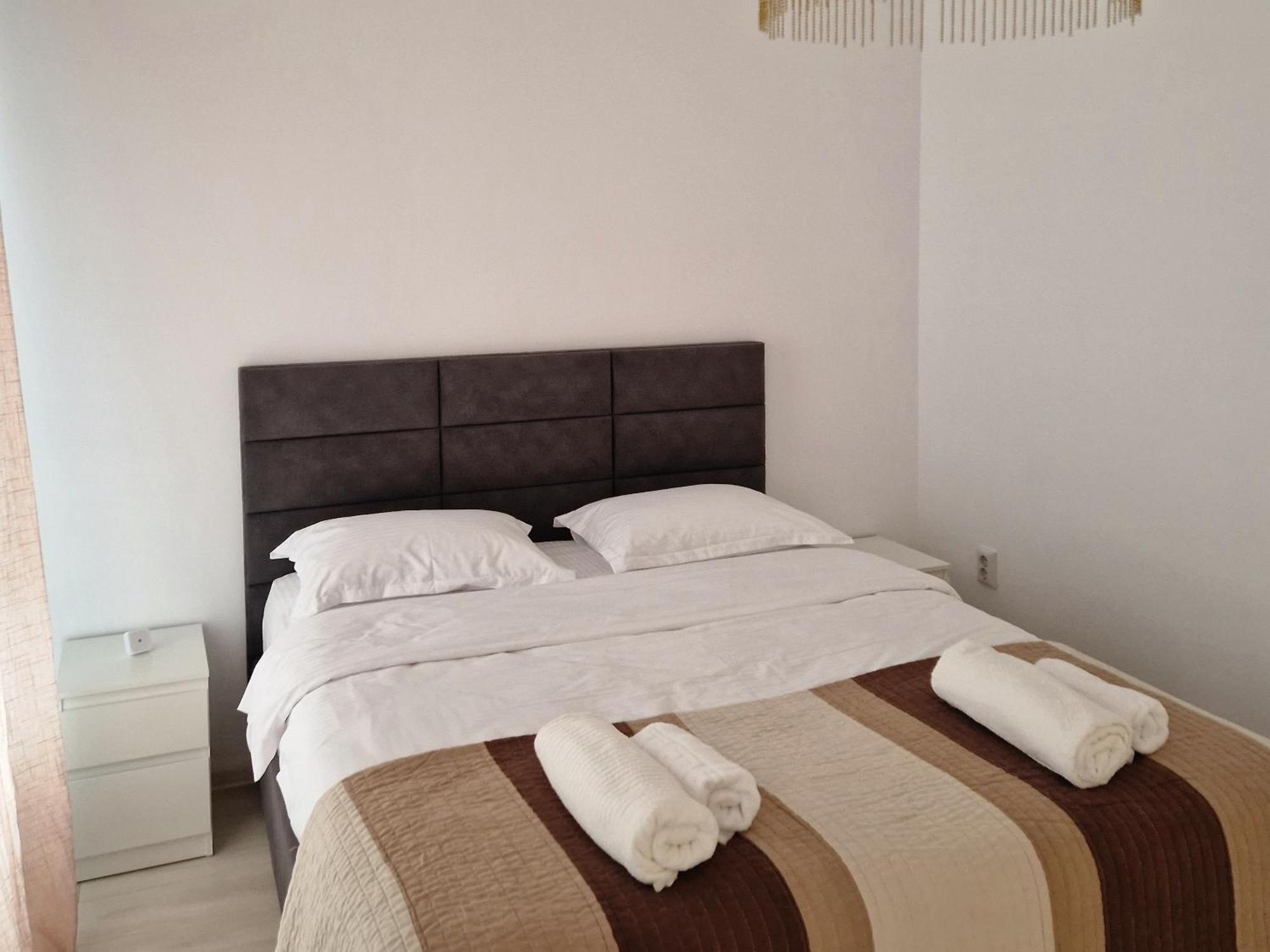Mmc Apartament Apartman Brassó Kültér fotó